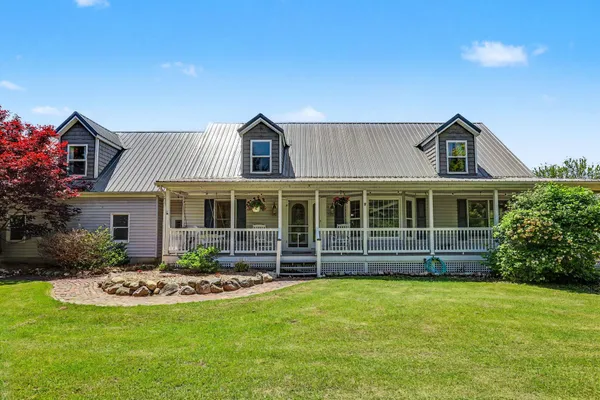 $440,000 | 2945 West Lincoln Avenue, Ionia, MI 48846