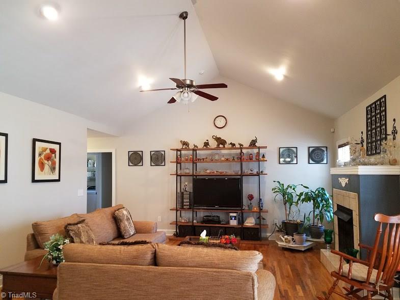 414 Cory Road High Point, NC 27265 - Photo 6 of 16 Vaulted ceiling