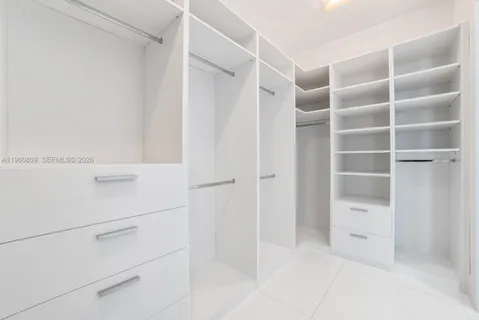 $4,450,000 | 16051 Collins Avenue, Unit 2503, Sunny Isles Beach, FL 33160