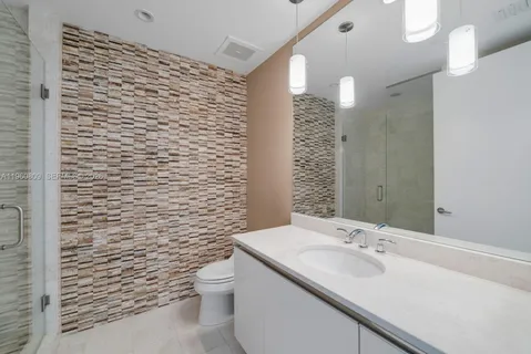 $4,450,000 | 16051 Collins Avenue, Unit 2503, Sunny Isles Beach, FL 33160