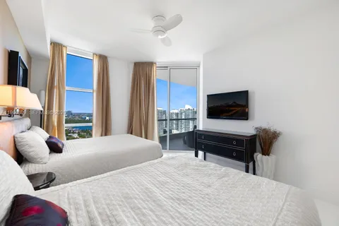 $4,450,000 | 16051 Collins Avenue, Unit 2503, Sunny Isles Beach, FL 33160