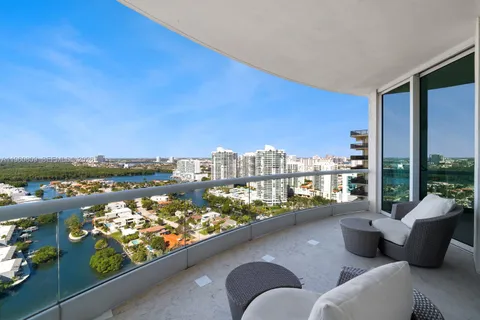 $4,450,000 | 16051 Collins Avenue, Unit 2503, Sunny Isles Beach, FL 33160