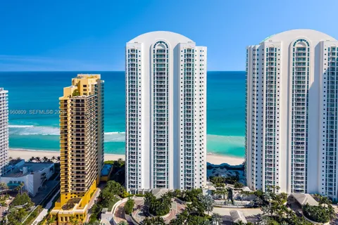 $4,450,000 | 16051 Collins Avenue, Unit 2503, Sunny Isles Beach, FL 33160