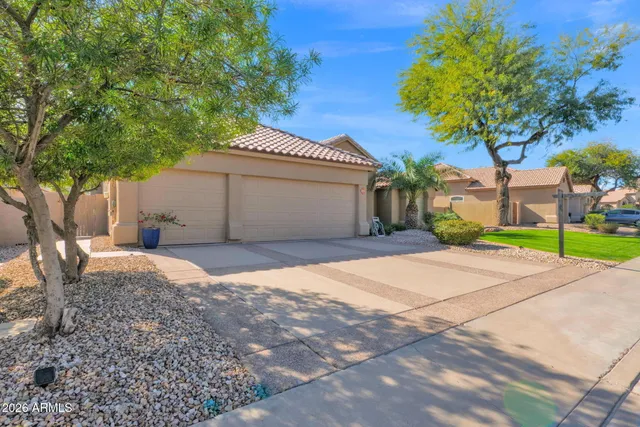 $789,900 | 2443 East Goldenrod Street, Phoenix, AZ 85048