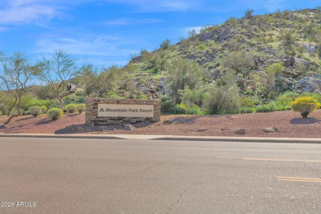 $789,900 | 2443 East Goldenrod Street, Phoenix, AZ 85048