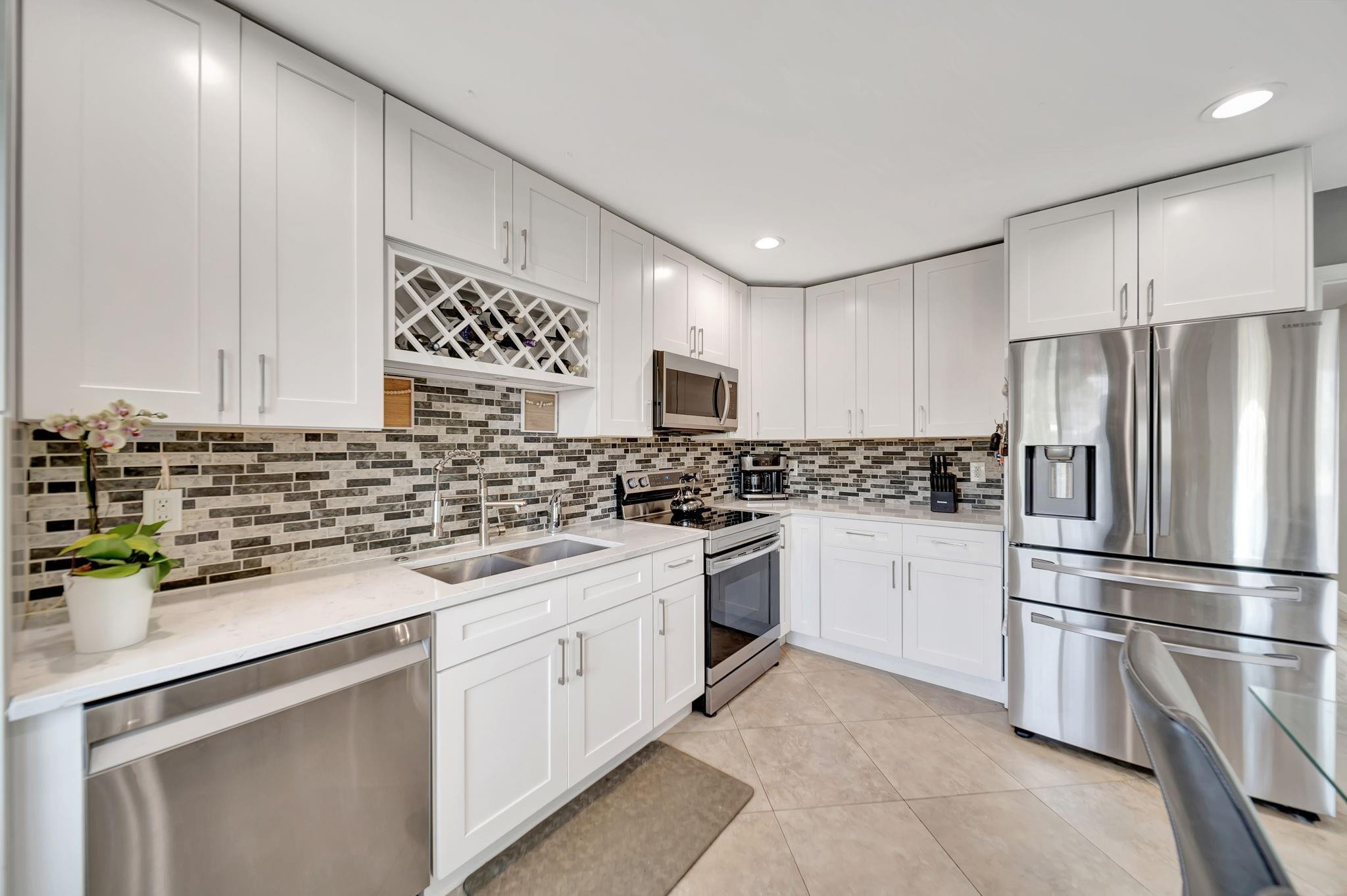 968 Southwest 9th Avenue Boca Raton, FL 33486 - Photo 14 of 55 Photo 14