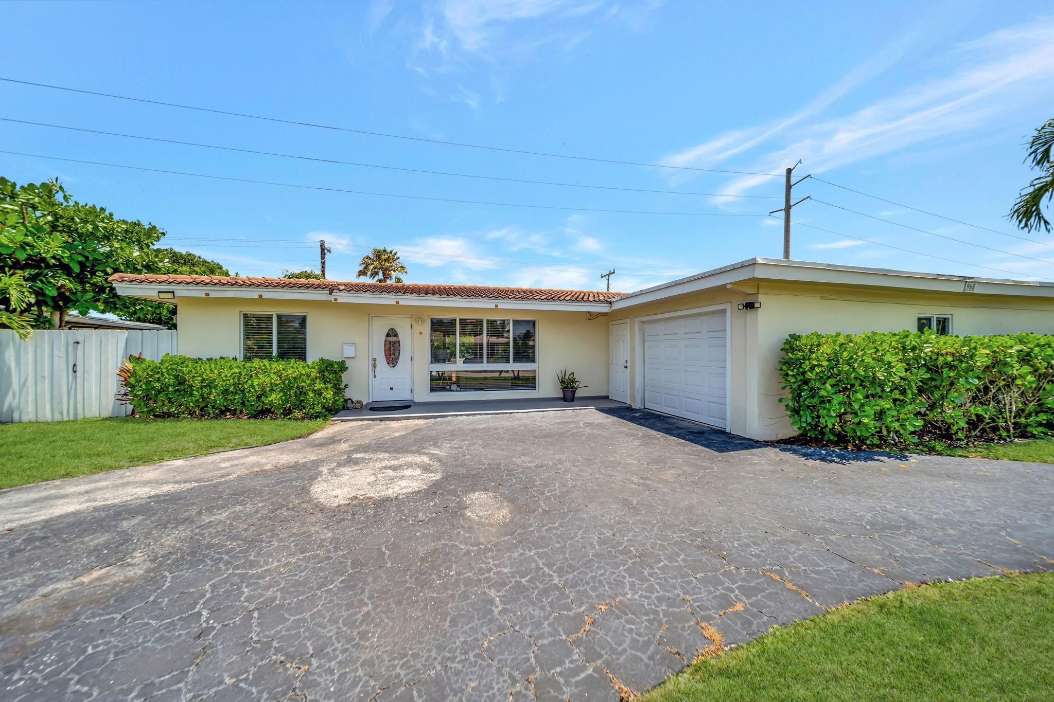 968 Southwest 9th Avenue Boca Raton, FL 33486 - Photo 4 of 55 Photo 4