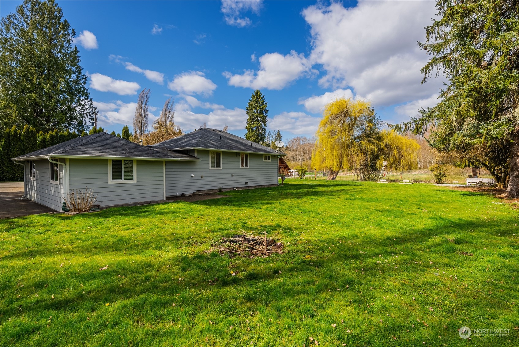14231 Maple Road Southeast Port Orchard, WA 98367 - Photo 25 of 35 Gallery Image 25