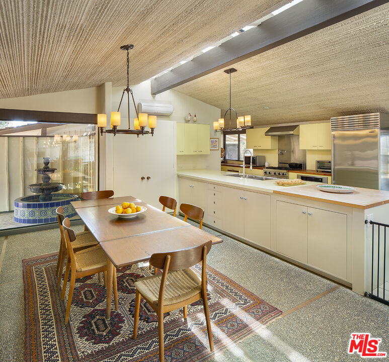 87 Vientos Road Camarillo, CA 93010 - Photo 10 of 35 Gallery Image 10