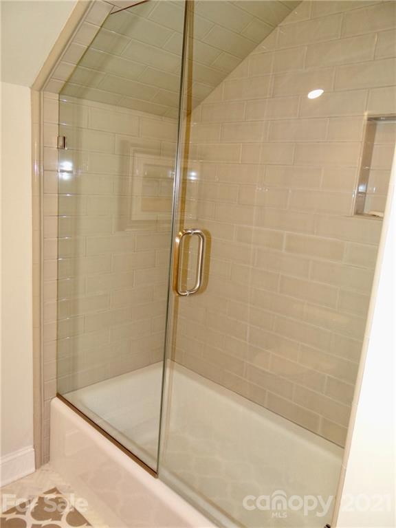 5913 Gate Post Road Charlotte, NC 28211 - Photo 22 of 42 Gallery Image 22