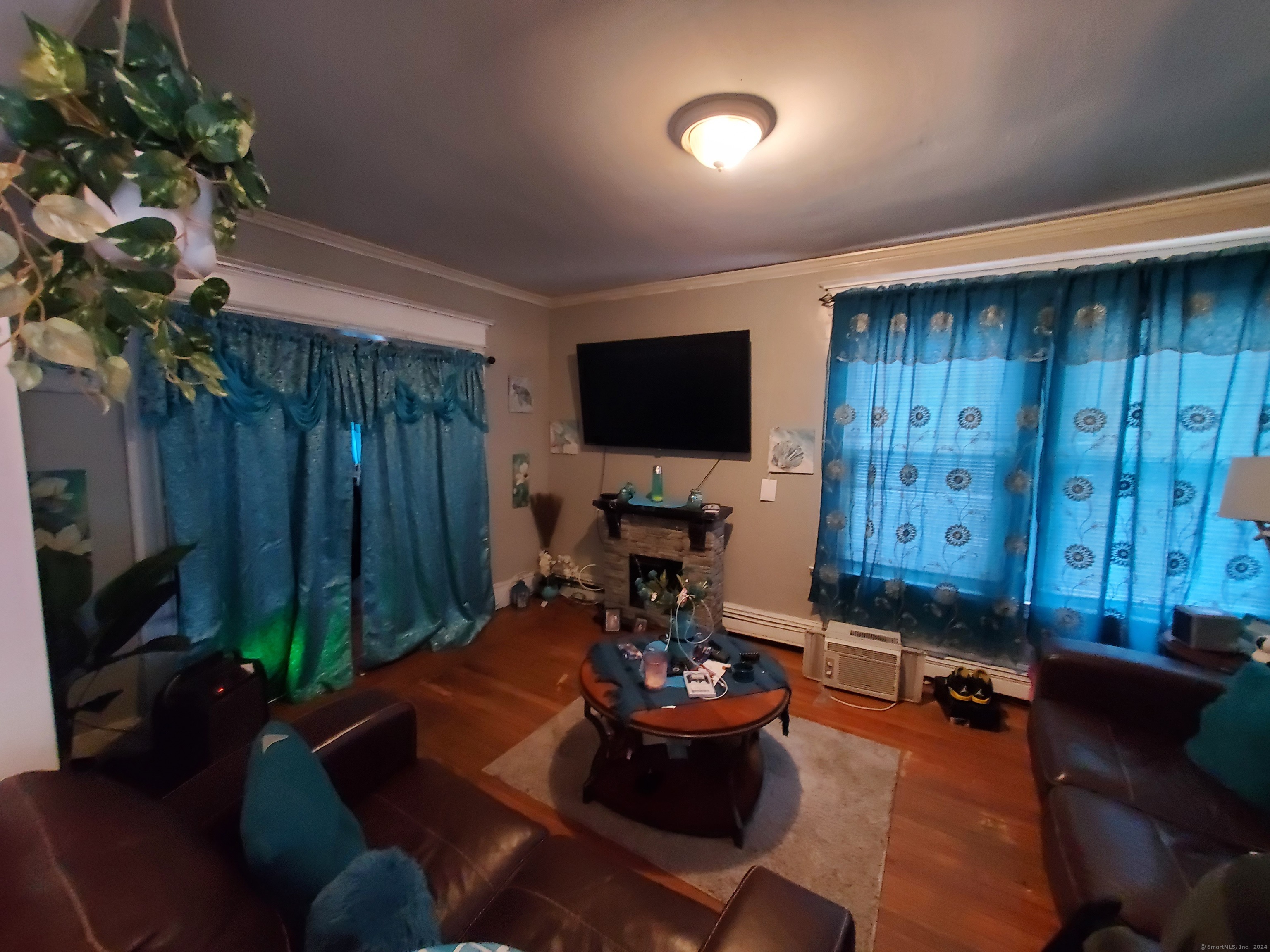 164 Edgewood Street Hartford, CT 06112 - Photo 15 of 32