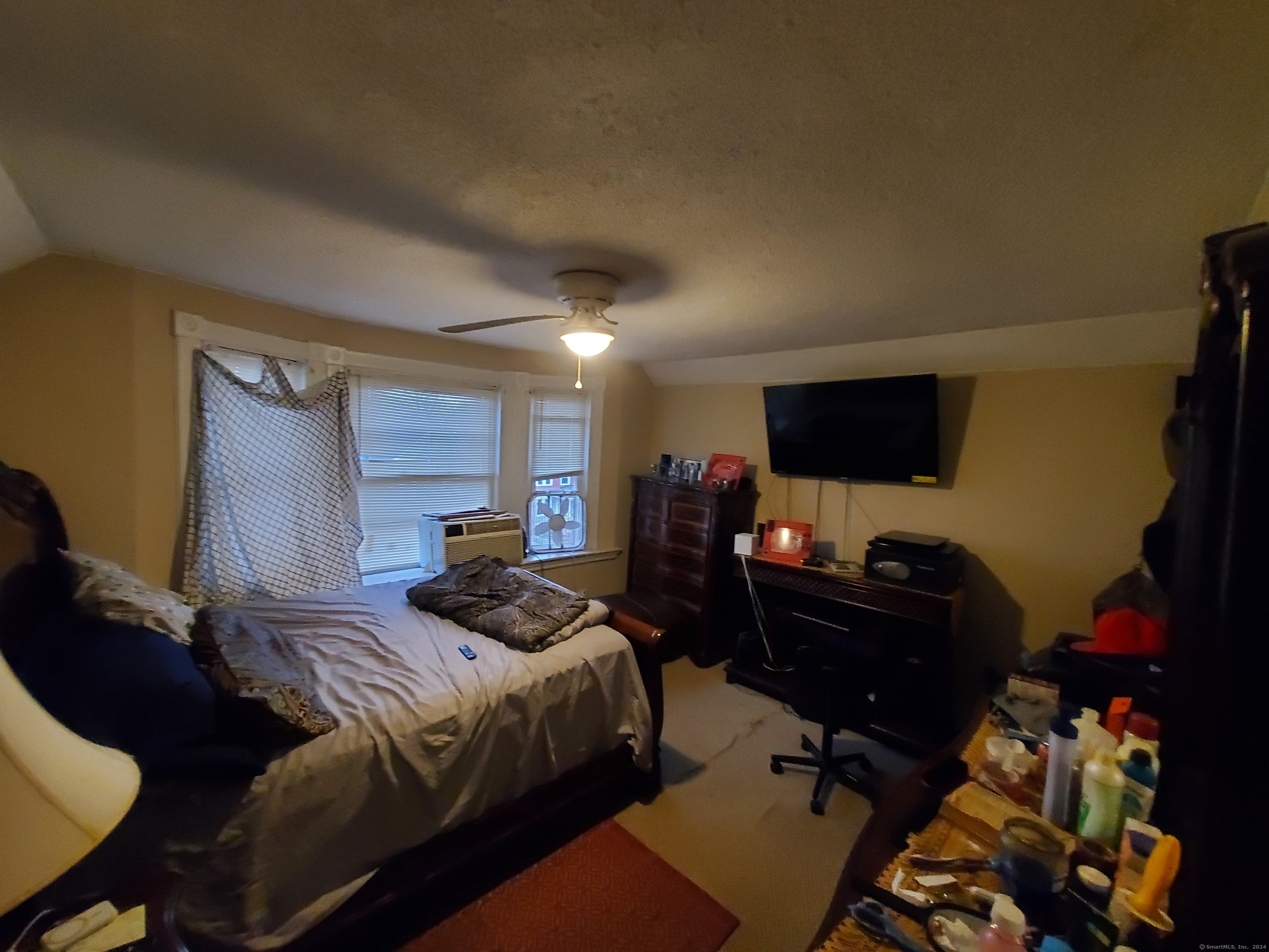 164 Edgewood Street Hartford, CT 06112 - Photo 27 of 32 3rd Floor Master Bedroom