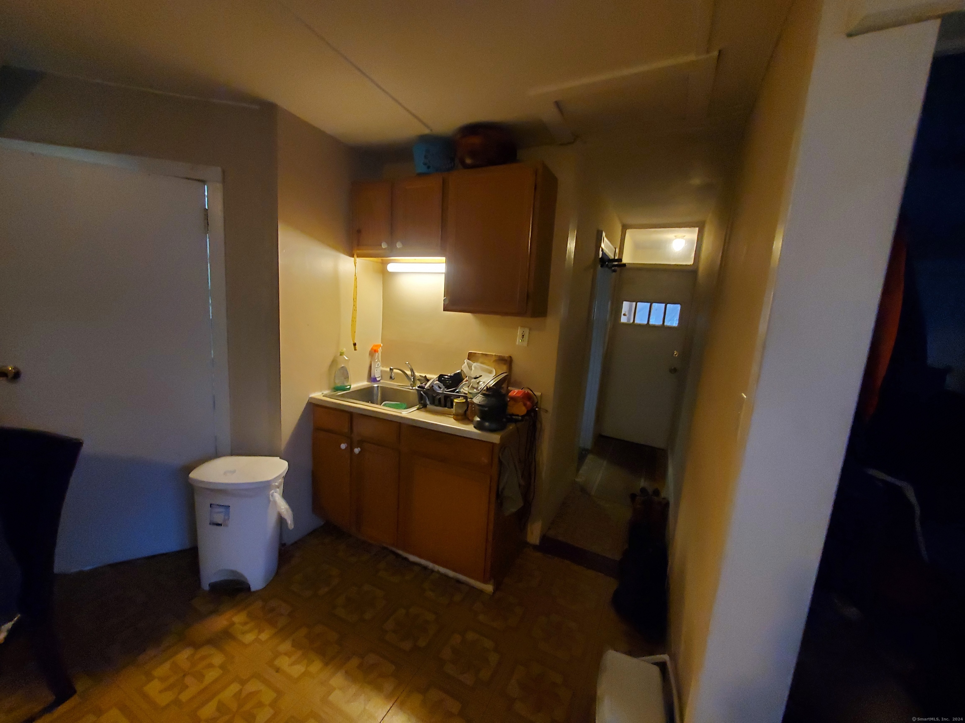 164 Edgewood Street Hartford, CT 06112 - Photo 32 of 32 3rd Floor Kitchen Area