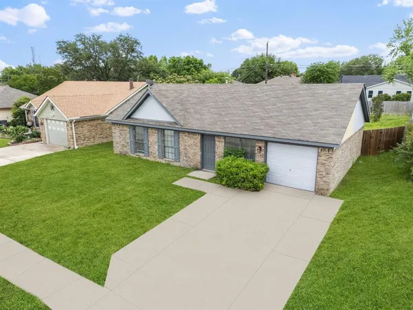 $2,000 | 3826 Jewel Street, Sachse, TX 75048