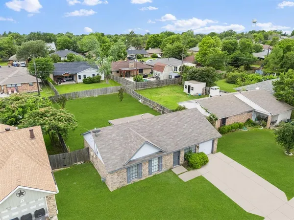 $2,000 | 3826 Jewel Street, Sachse, TX 75048