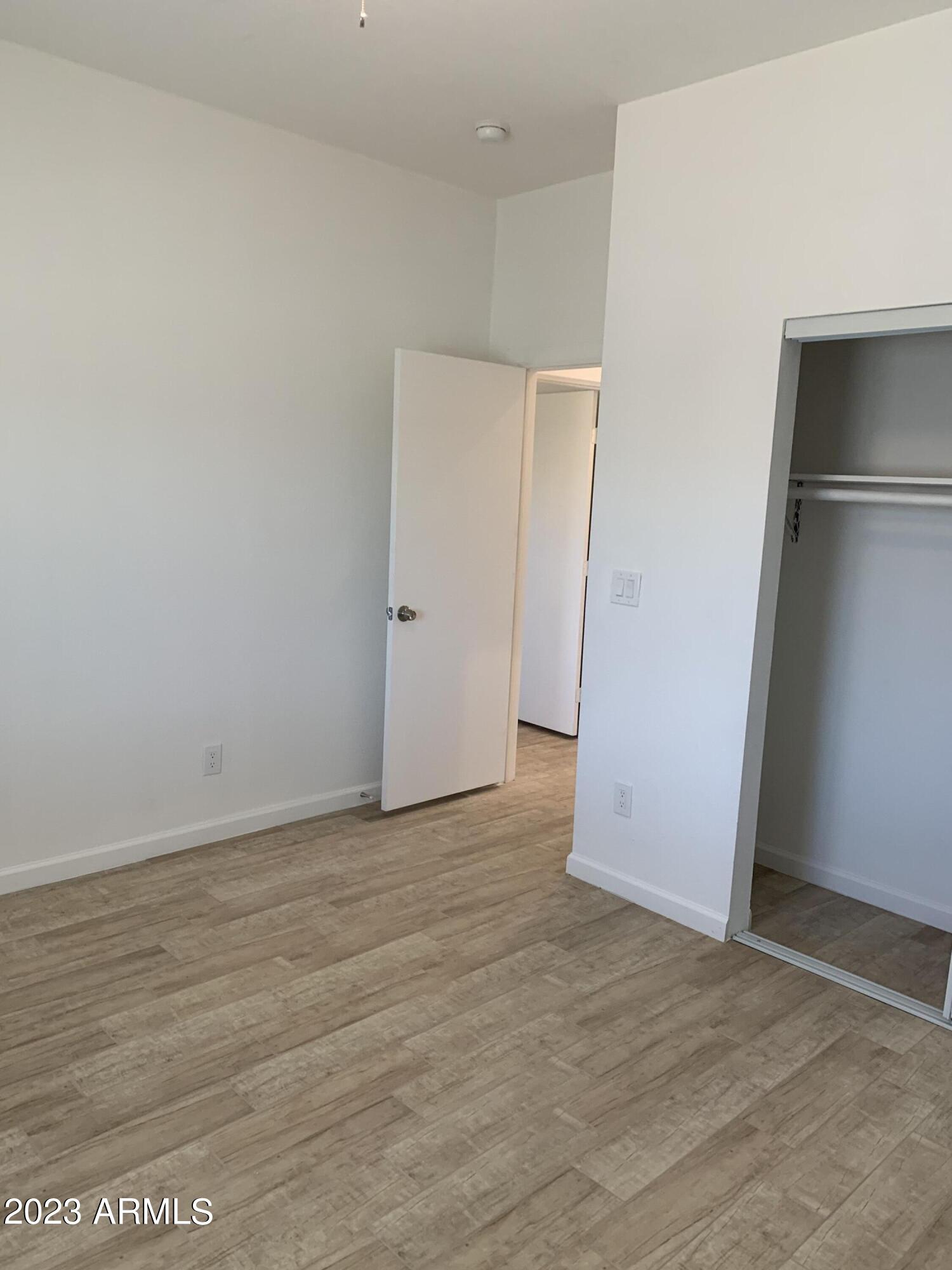 1759 West Hadley Street, Unit B Phoenix, AZ 85007 - Photo 9 of 11 IMG_9220