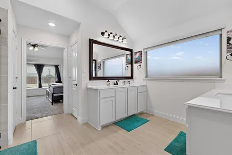 $515,000 | 205 Lakewood Lane, Ponder, TX 76259