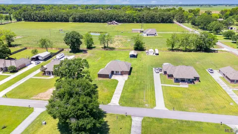 $365,500 | 6785 Lone Oak Drive, Erwinville, LA 70729