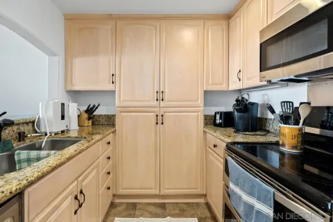 $550,000 | 3890 Nobel Drive, Unit 1505, San Diego, CA 92122