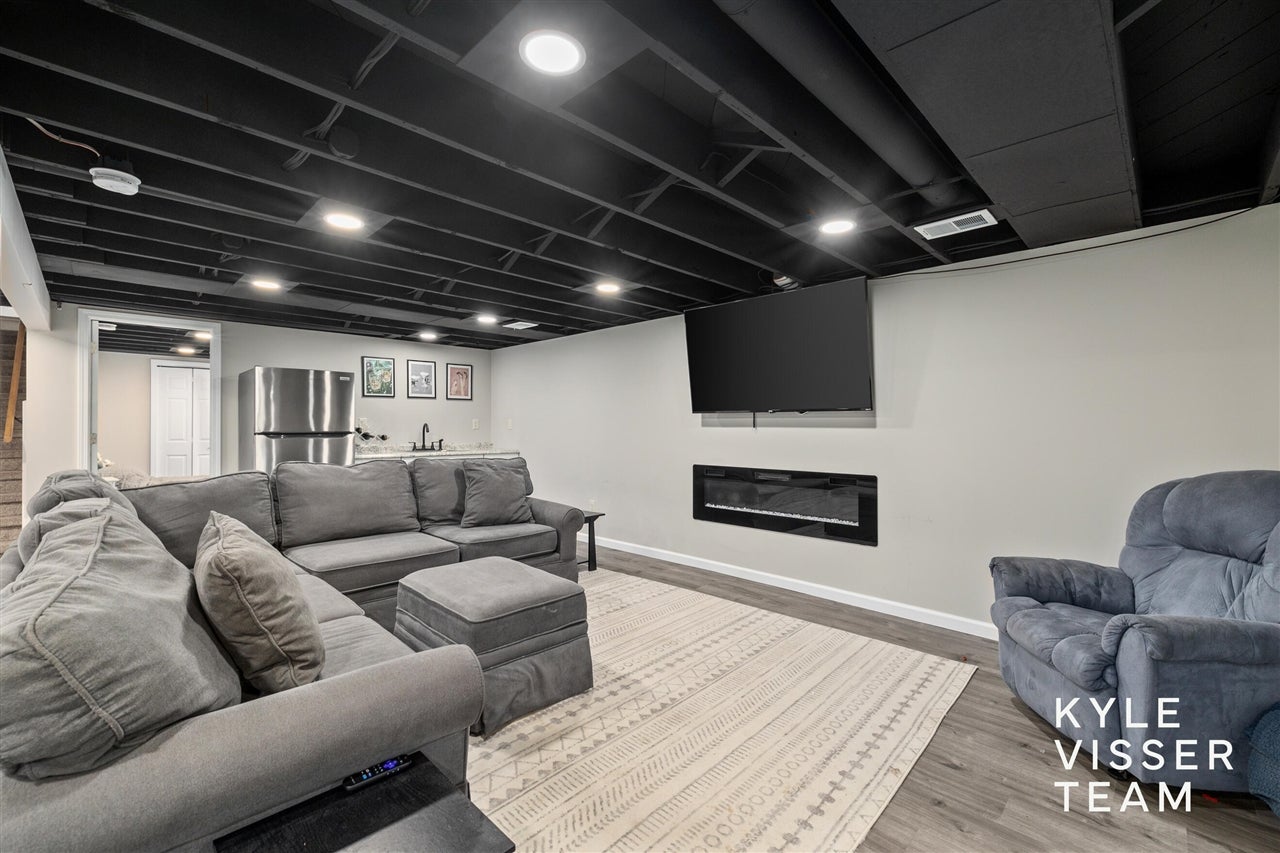 3030 Cascade Road Southeast East Grand Rapids, MI 49506 - Photo 30 of 53 Gallery Image 30