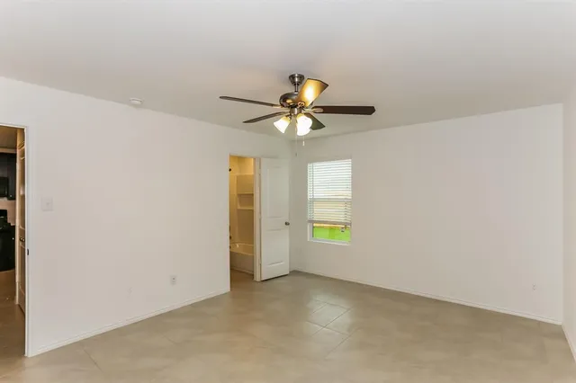 $1,870 | 2316 Great Belt Boulevard, Crandall, TX 75114