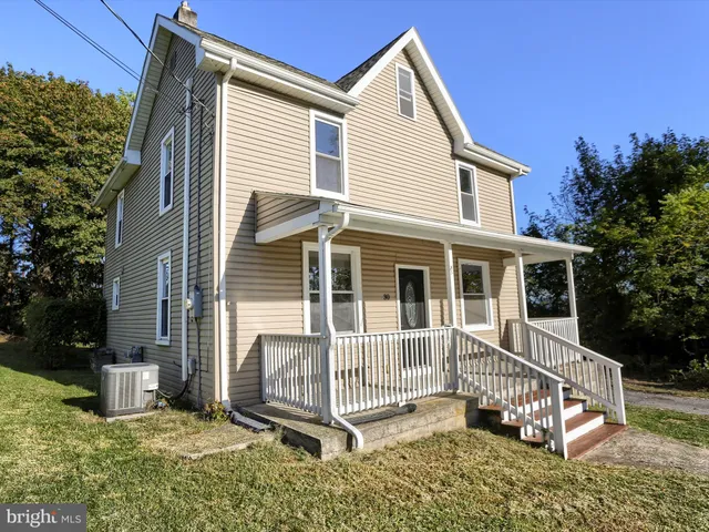 $1,795 | 30 East Pine Street, Enola, PA 17025