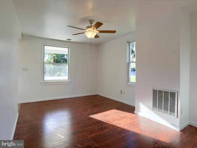 $1,795 | 30 East Pine Street, Enola, PA 17025