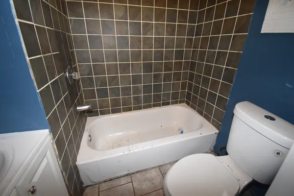 $184,900 | 4250 South Artesian Avenue, Chicago, IL 60632