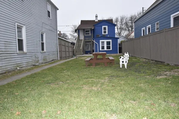 $184,900 | 4250 South Artesian Avenue, Chicago, IL 60632