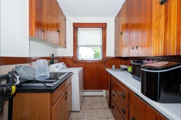 $645,900 | 219 Charlton Street, Southbridge, MA 01550