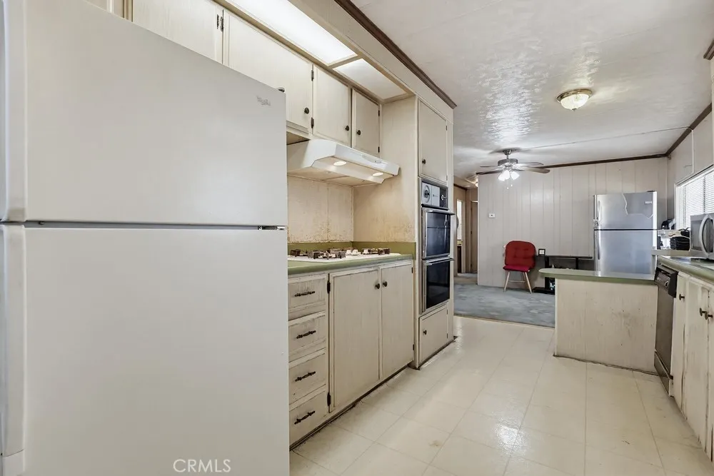 3745 Valley Walnut Ca, Unit 24 Walnut, CA 91789 - Photo 25 of 68