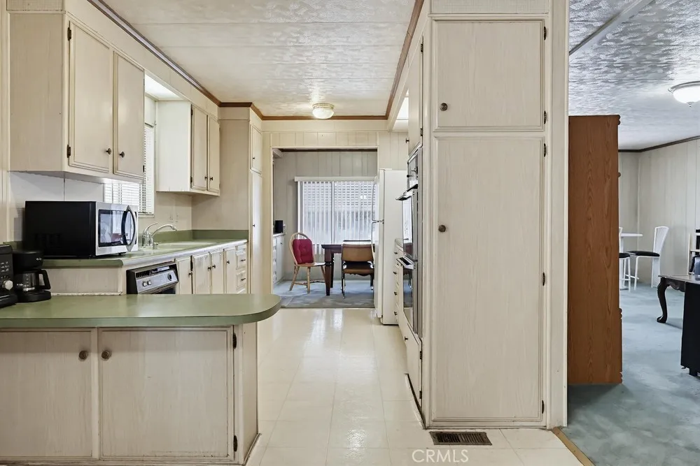 3745 Valley Walnut Ca, Unit 24 Walnut, CA 91789 - Photo 30 of 68