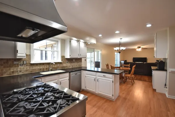 $578,000 | 6N264 Weber Drive, St. Charles, IL 60174