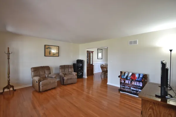 $578,000 | 6N264 Weber Drive, St. Charles, IL 60174