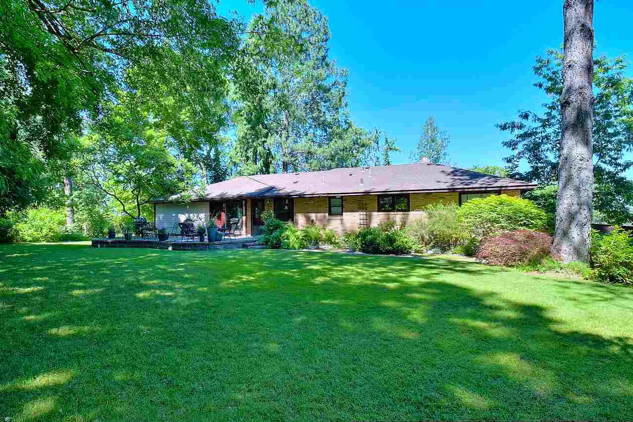 1018 West Hawthorne Road Spokane, WA 99218 - Photo 1 of 20 Gallery Image 1