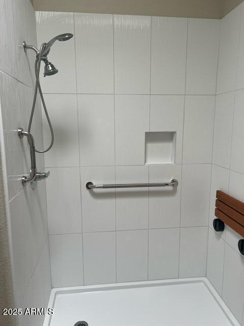 3310 East Fremont Road Phoenix, AZ 85042 - Photo 13 of 43 Master Bath 1