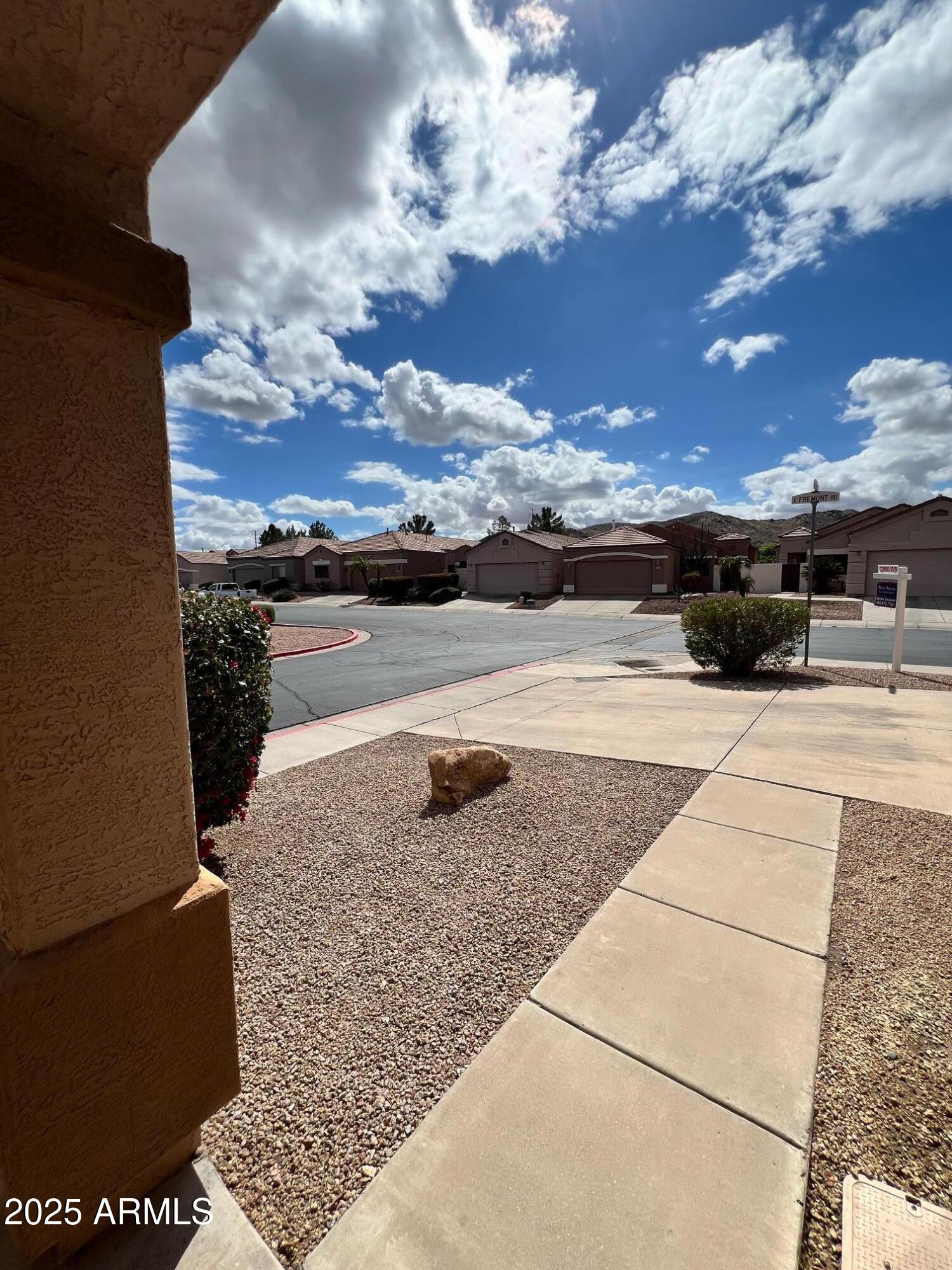 3310 East Fremont Road Phoenix, AZ 85042 - Photo 36 of 43 IMG_7349