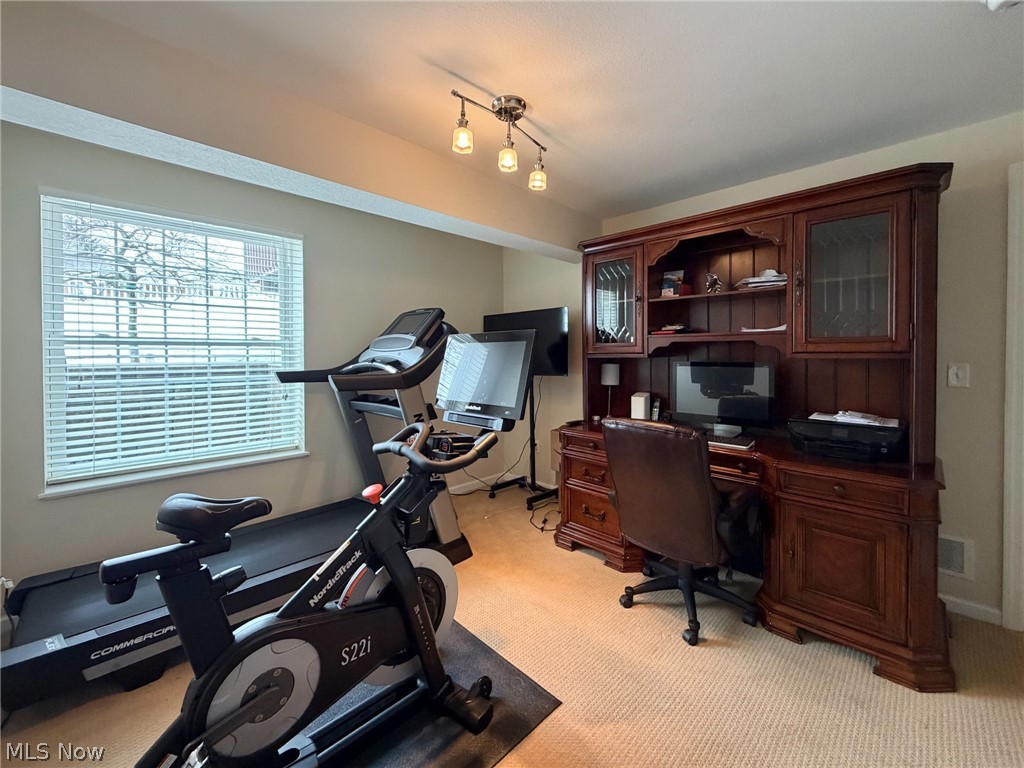 1343 Courtland Road Weirton, WV 26062 - Photo 47 of 50 Office featuring light carpet