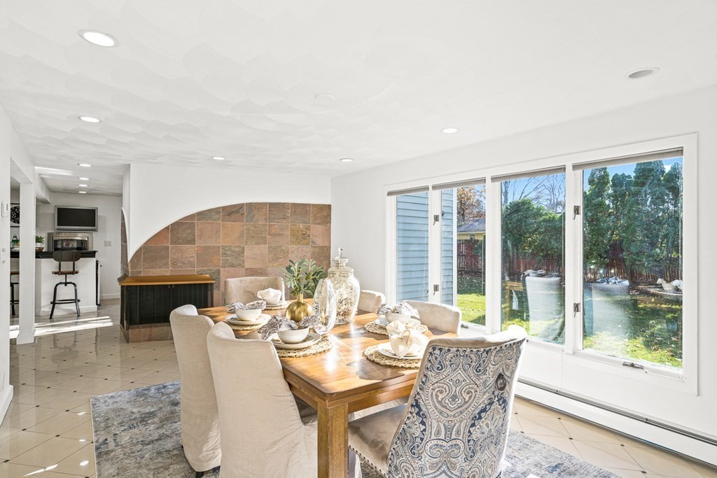 22 Hanford Road Stoneham, MA 02180 - Photo 12 of 42 Gallery Image 12