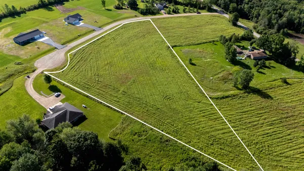 $89,900 | Trails Nook Lane, Unit 3, Oconto, WI 54153