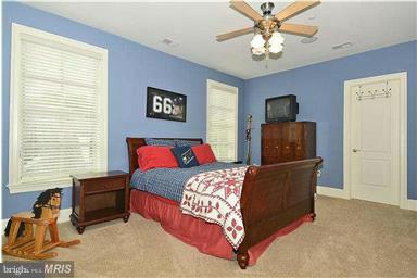 8615 Falls Road Potomac, MD 20854 - Photo 17 of 27 Bedroom