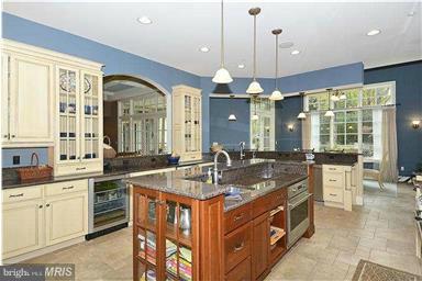 8615 Falls Road Potomac, MD 20854 - Photo 6 of 27 Kitchen