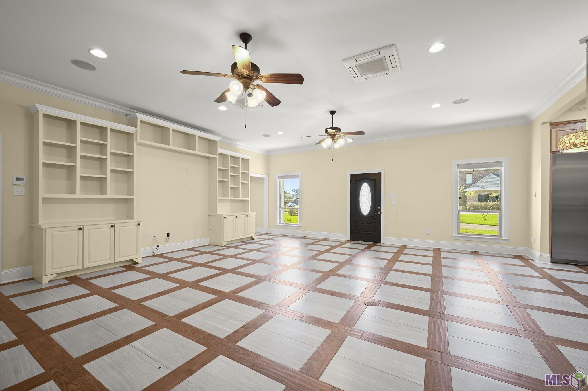 16025 Parkside Court Baton Rouge, LA 70817 - Photo 3 of 22