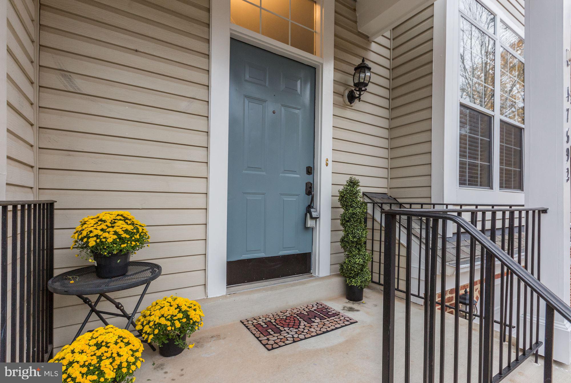 47692 Woolcott Square Sterling, VA 20165 - Photo 2 of 30 Beautiful front porch