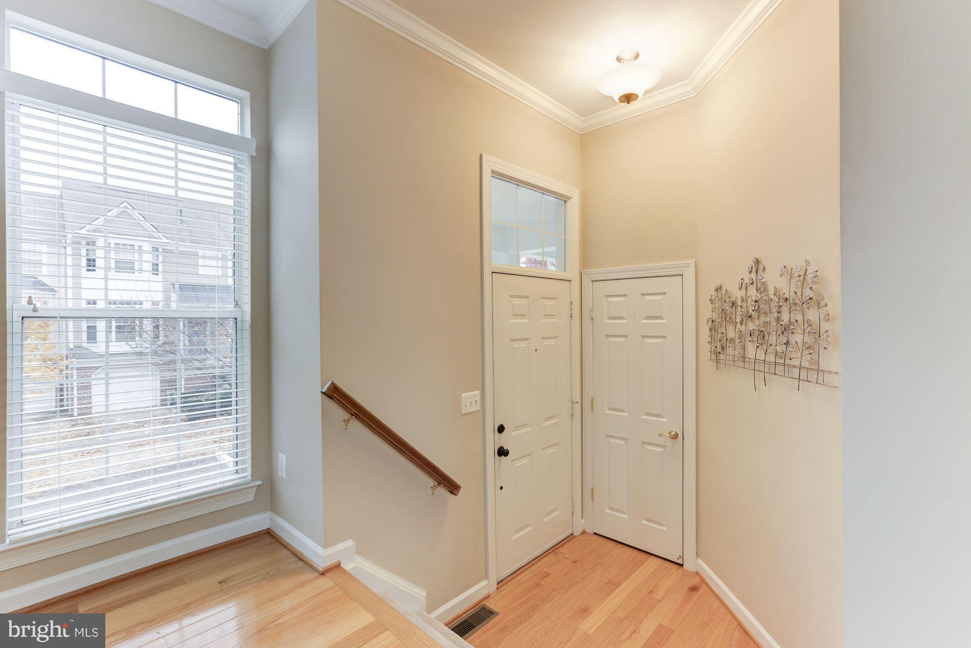 47692 Woolcott Square Sterling, VA 20165 - Photo 3 of 30 Spacious foyer with closet