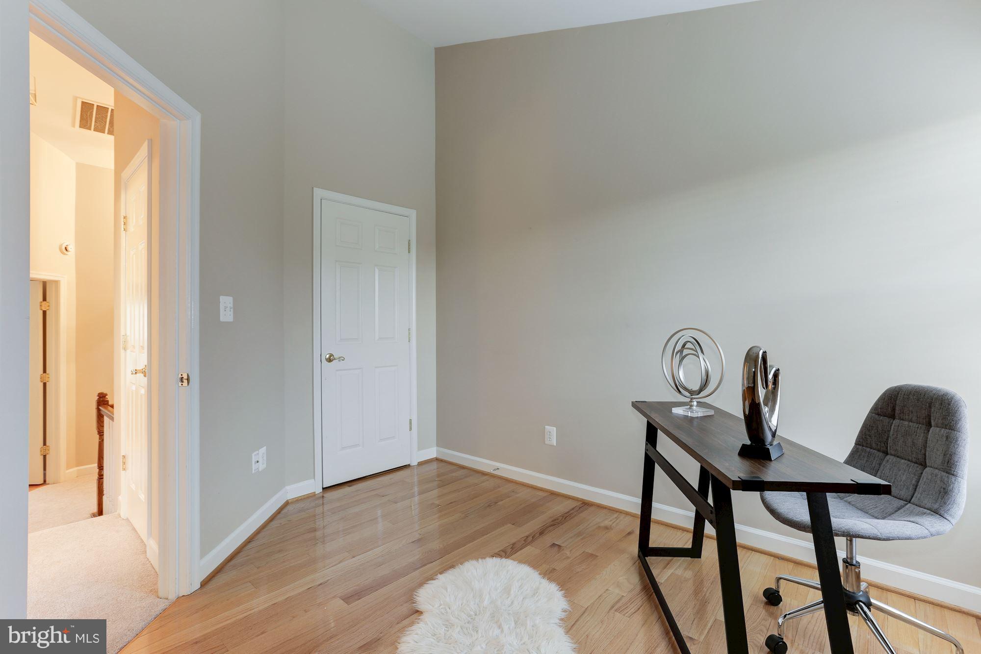 47692 Woolcott Square Sterling, VA 20165 - Photo 22 of 30 Bedroom #2 can convert to office