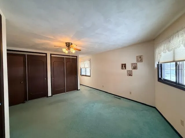 $327,900 | 107 East Sunnyside Drive, Caledonia, MN 55921