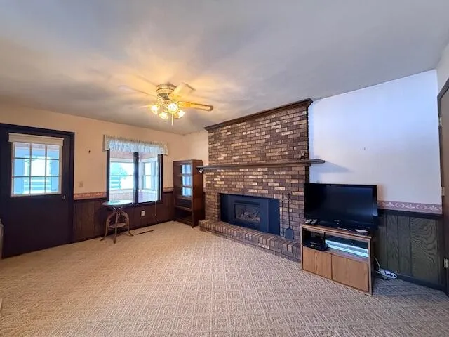 $327,900 | 107 East Sunnyside Drive, Caledonia, MN 55921