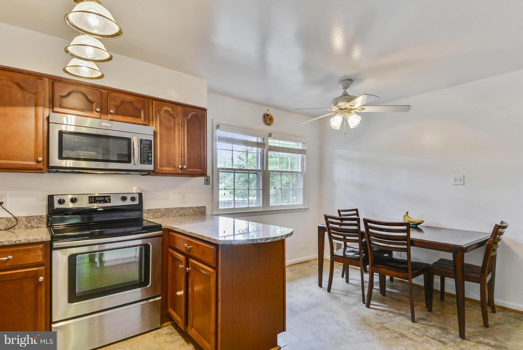 11728 Kemp Mill Road Silver Spring, MD 20902 - Photo 13 of 30 Kitchen