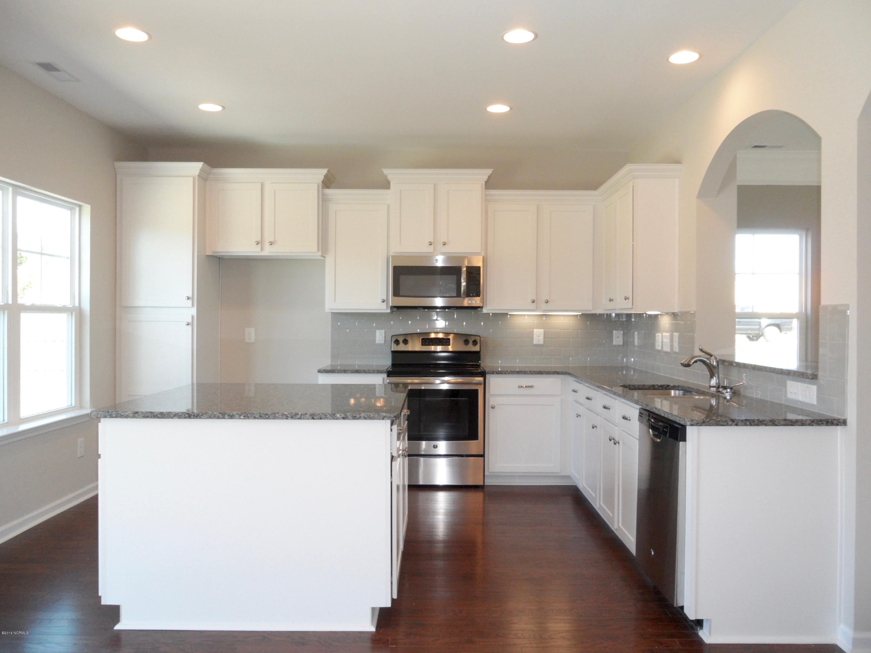 112 Bethea Street Holly Ridge, NC 28445 - Photo 5 of 21 Kitchen